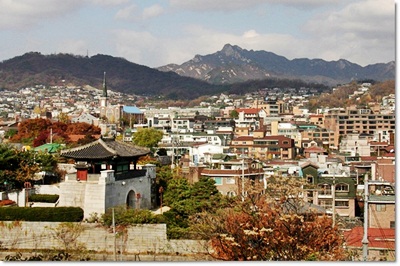 3-서울낙산성곽_혜화문과 마을 풍경-20140912.jpg